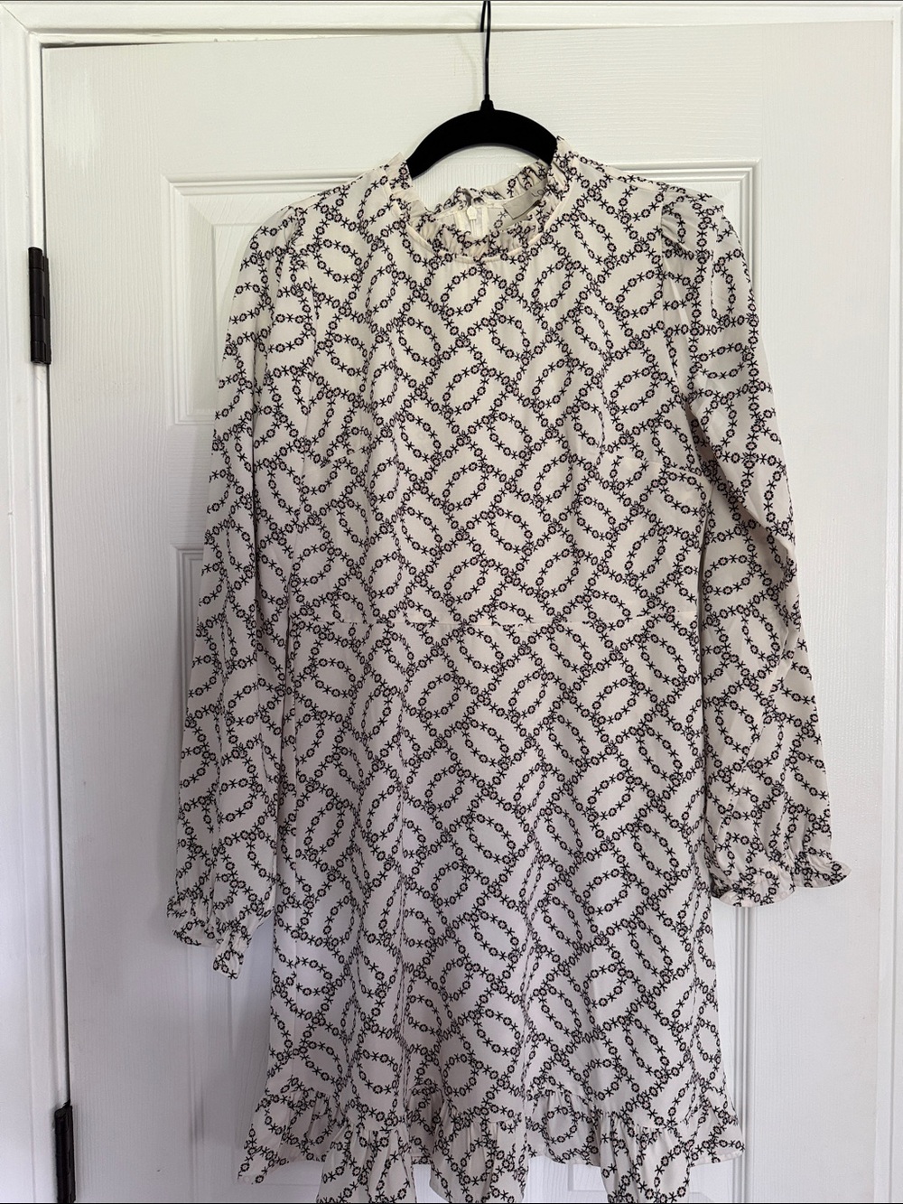 LOFT Cream Long-Sleeve Ruffle Hem Dress with Black Chain Print